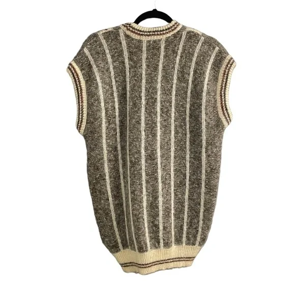 VINTAGE RD OSWAL COLLECTION Rythyem Knit Sleeveless Sweater Vest Cream 40 - Picture 3 of 4